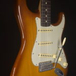 FENDER AMERICAN PERFORMER STRATOCASTER SSS