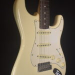 FENDER AMERICAN PROFESSIONAL STRATOCASTER